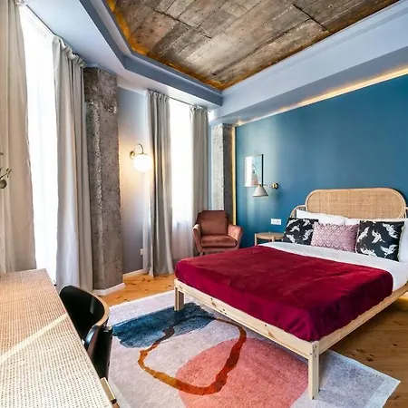 Marvellous Design 2br Old Town Apartment