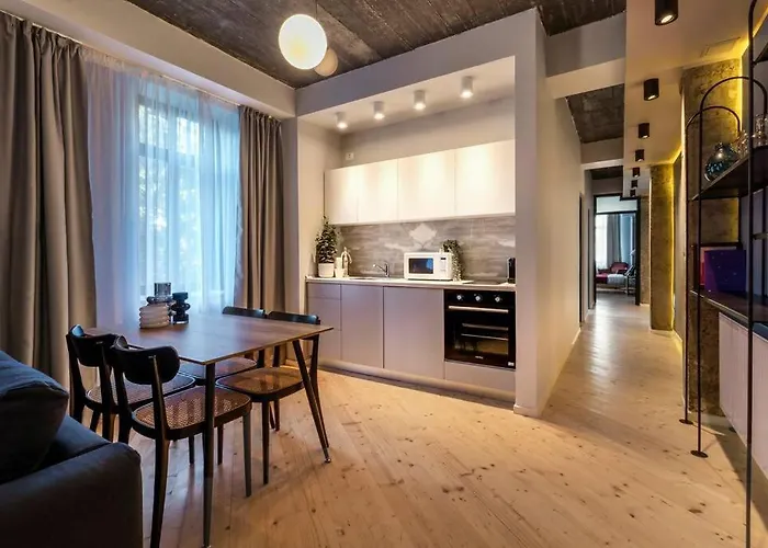Marvellous Design 2br Old Town Appartement Boekarest