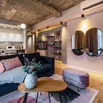 Marvellous Design 2br Old Town Апартаменти *