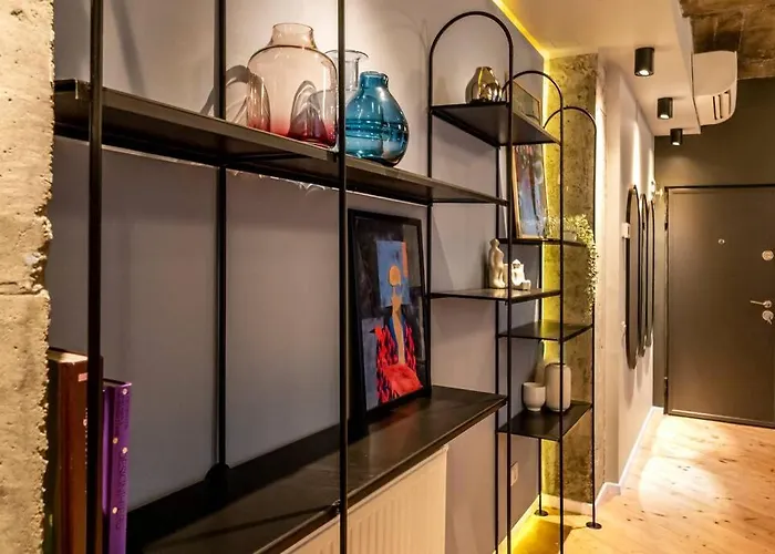 Marvellous Design 2br Old Town Апартаменти Бухарест